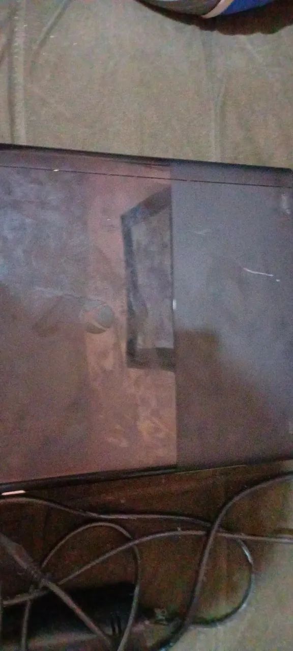 XBOX 360E COM PEQUENOS DEFEITOS E SEM CONTROLE  - Foto 2
