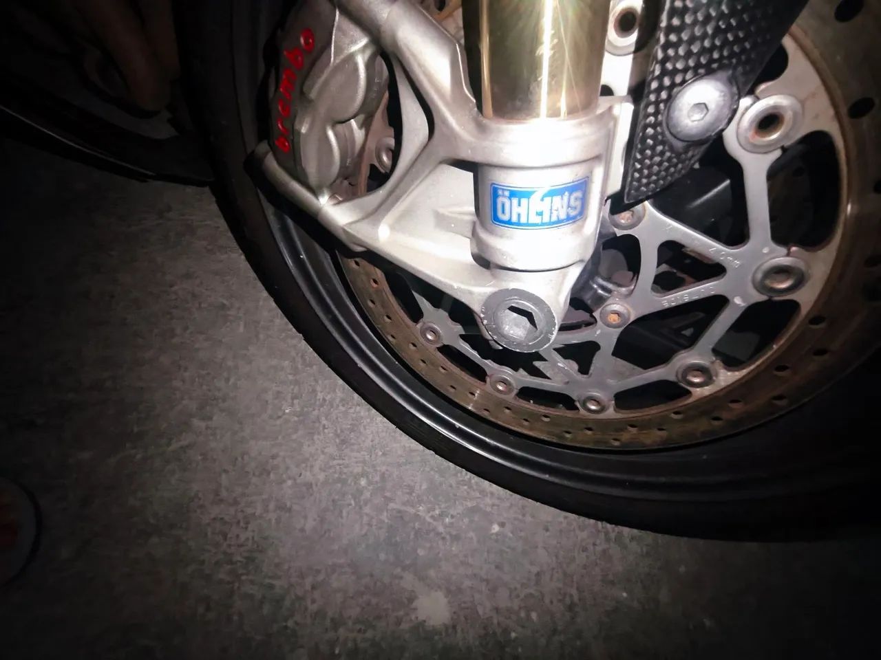 Triumph Street Triple RS - Foto 12