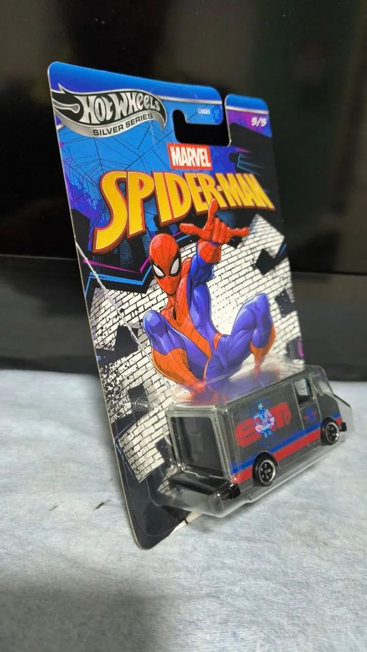 Hotwheels Silver Series Spiderman e Mario Kart  - Foto 3