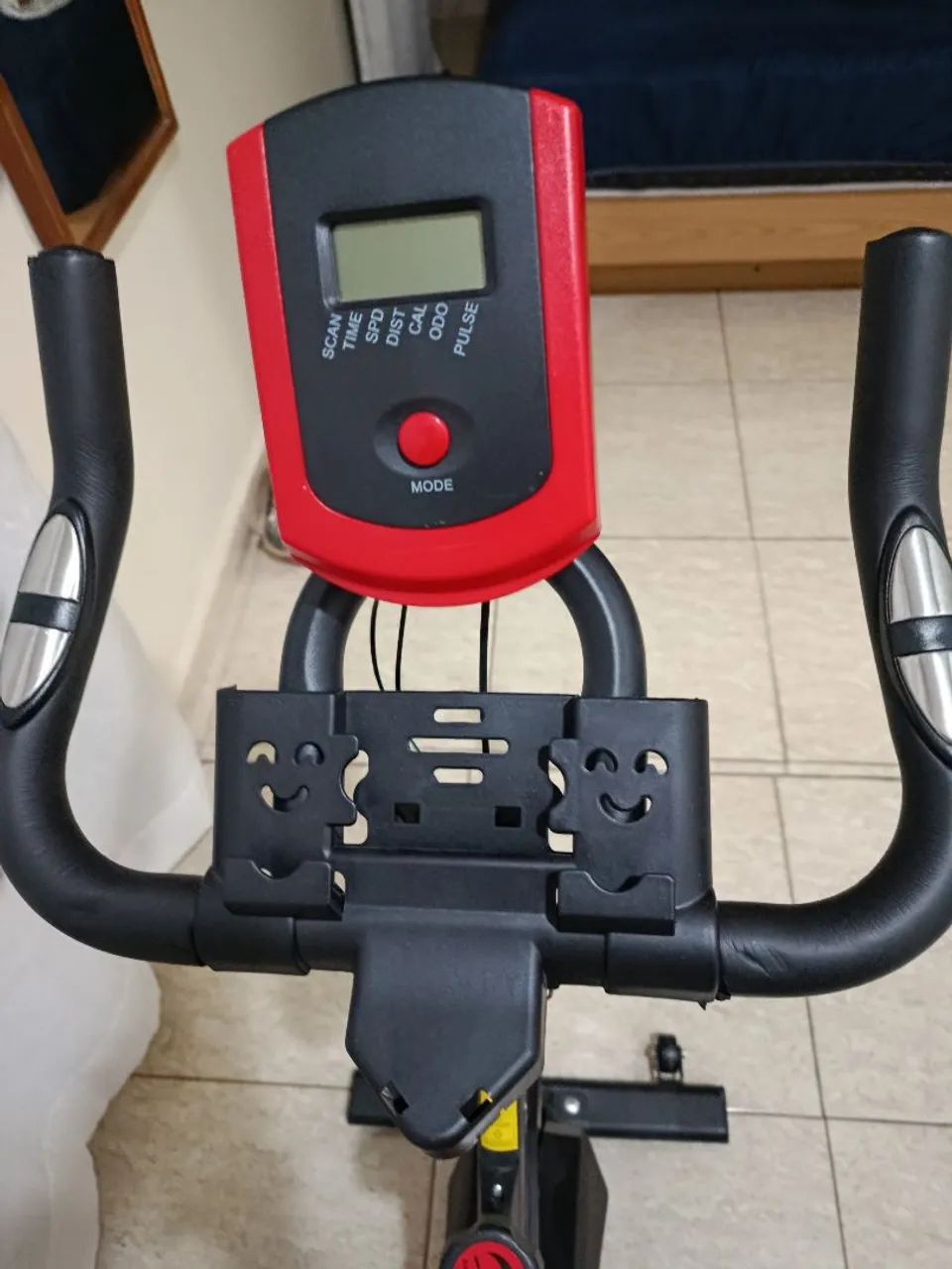 BICICLETA ERGOMÉTRICA  - Foto 3