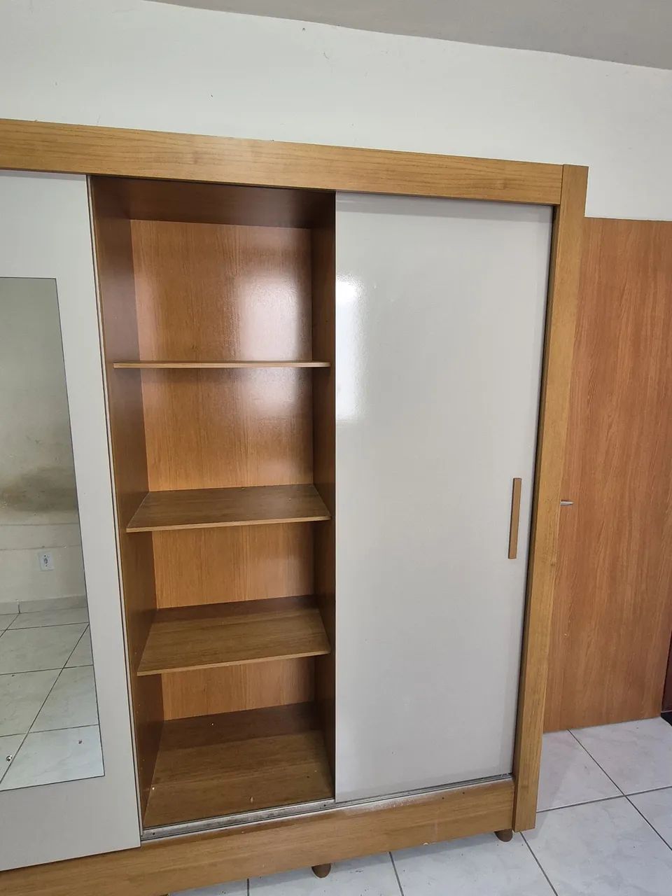 Guarda-Roupa casal 