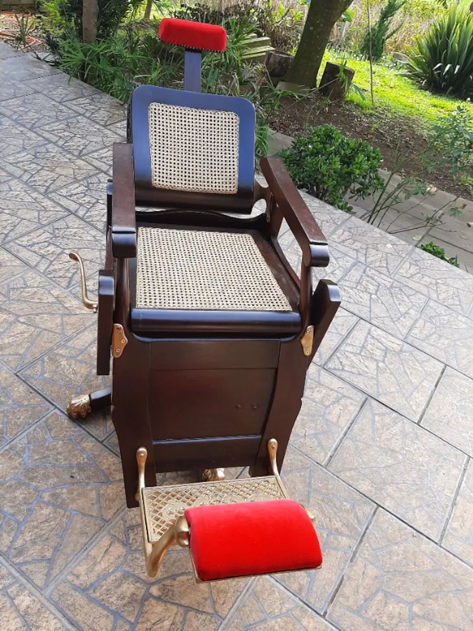 Cadeira de barbeiro antiga  - Foto 4