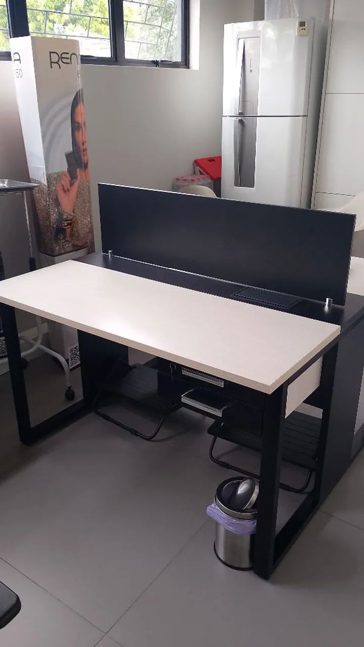 Mesa de escritório 