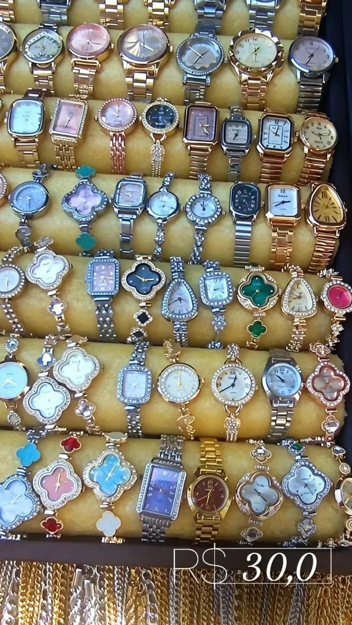 Relógios feminino de ponteiro prata e dourado  - Foto 2