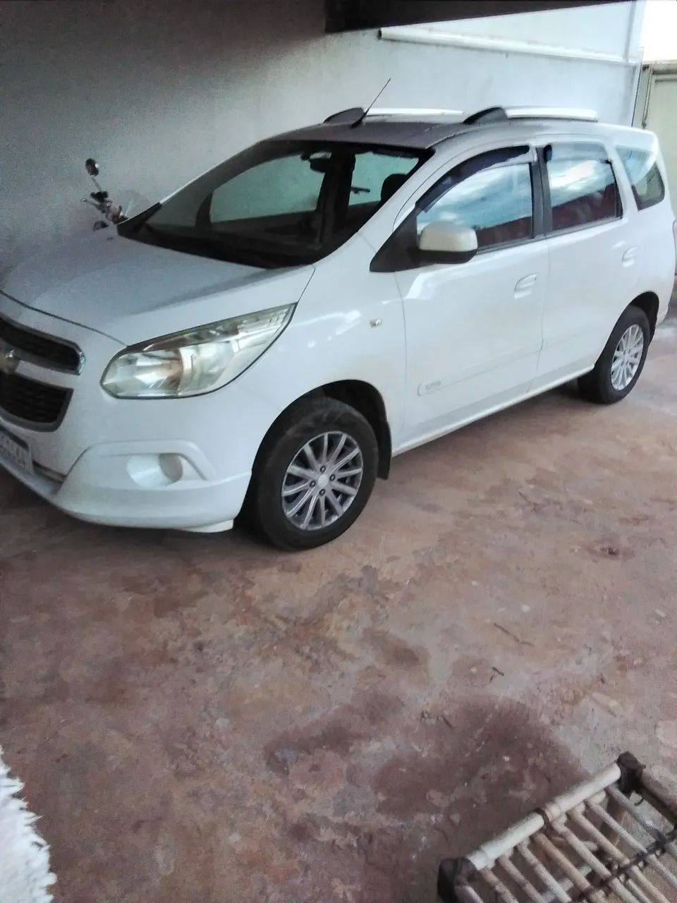 Chevrolet Spin LT 1.8 8V ECONO.FLEX 5P MEC. 2013