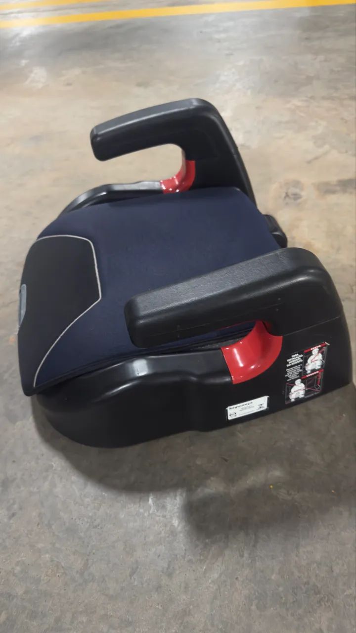 Assento infantil para carro
