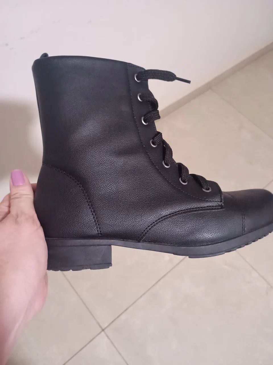Vende-se bota - Foto 2