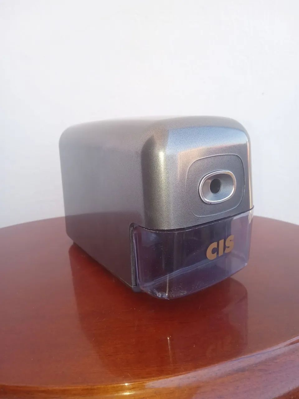Apontador de lápis elétrico com parada automática Cis 