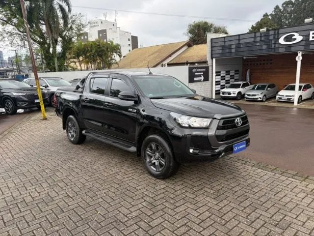 Toyota Hilux CD 4X4 2.8 DIESEL AUT. 2025