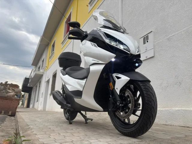 ZONTES E350 BRANCA MAXISCOOTER - Foto 3