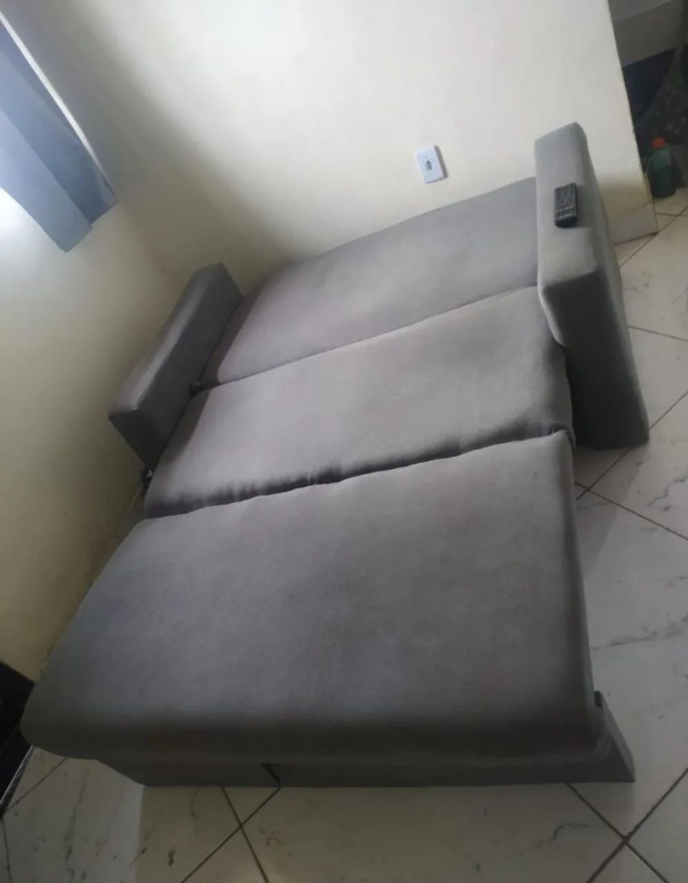 Sofá cama retrátil com baú  - Foto 4