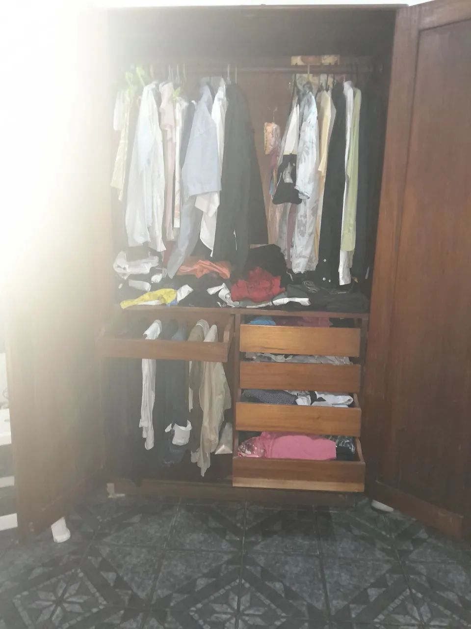 Guarda roupas - Foto 2