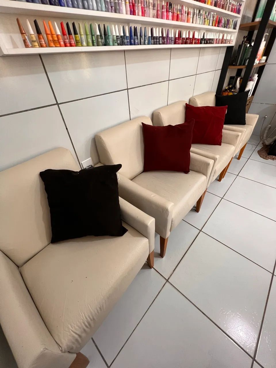 Vendo 6 poltronas 65581377080322121