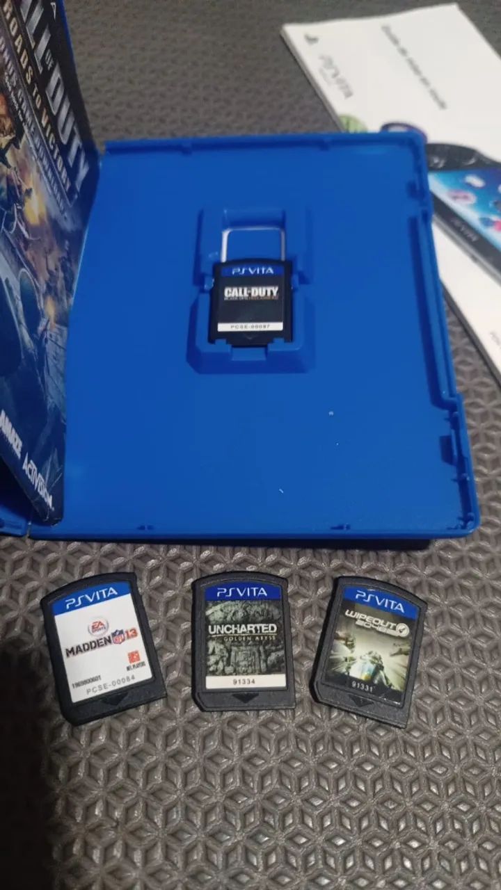 PS Vita OLED PCH-1101 3G/Wi-Fi + Caixa + 32GB Cartão com jogos + 4