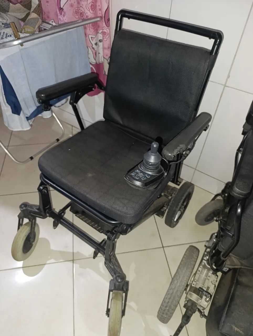 Vendo cadeira motorizada 