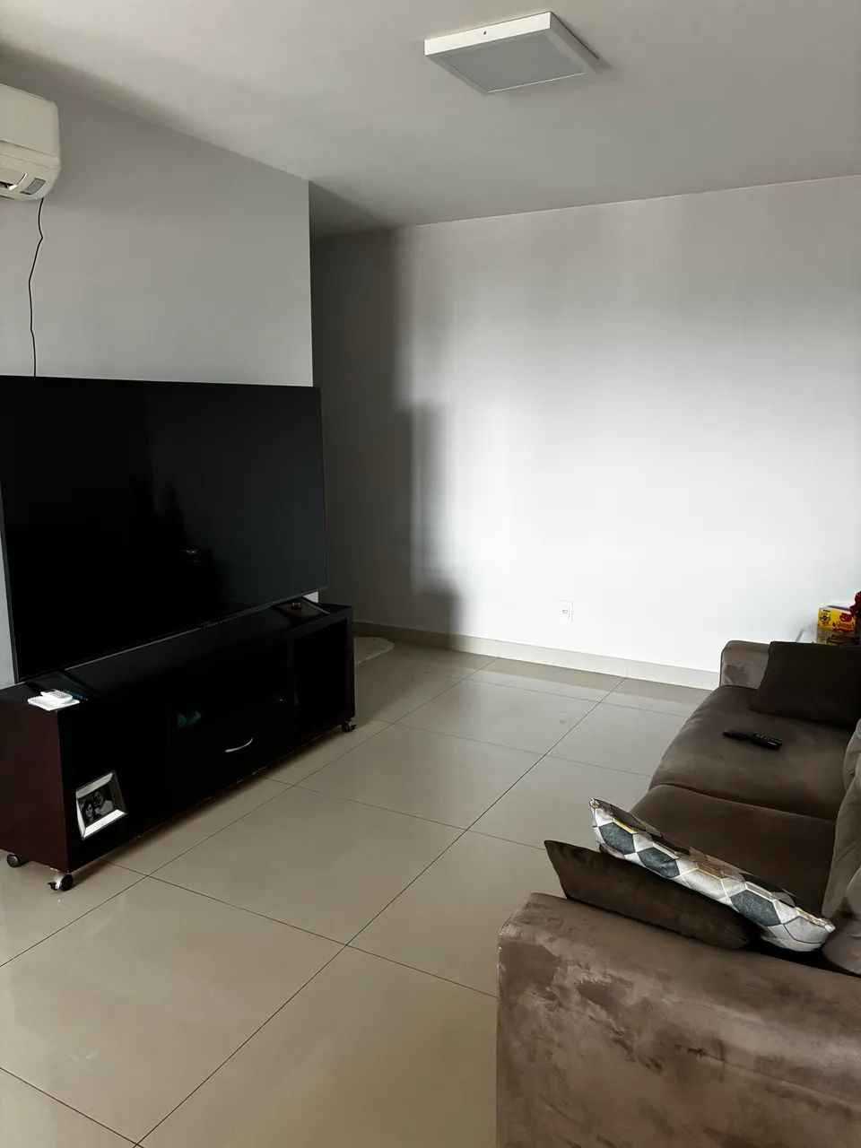 Apartamento 3 suítes setor aeroporto 