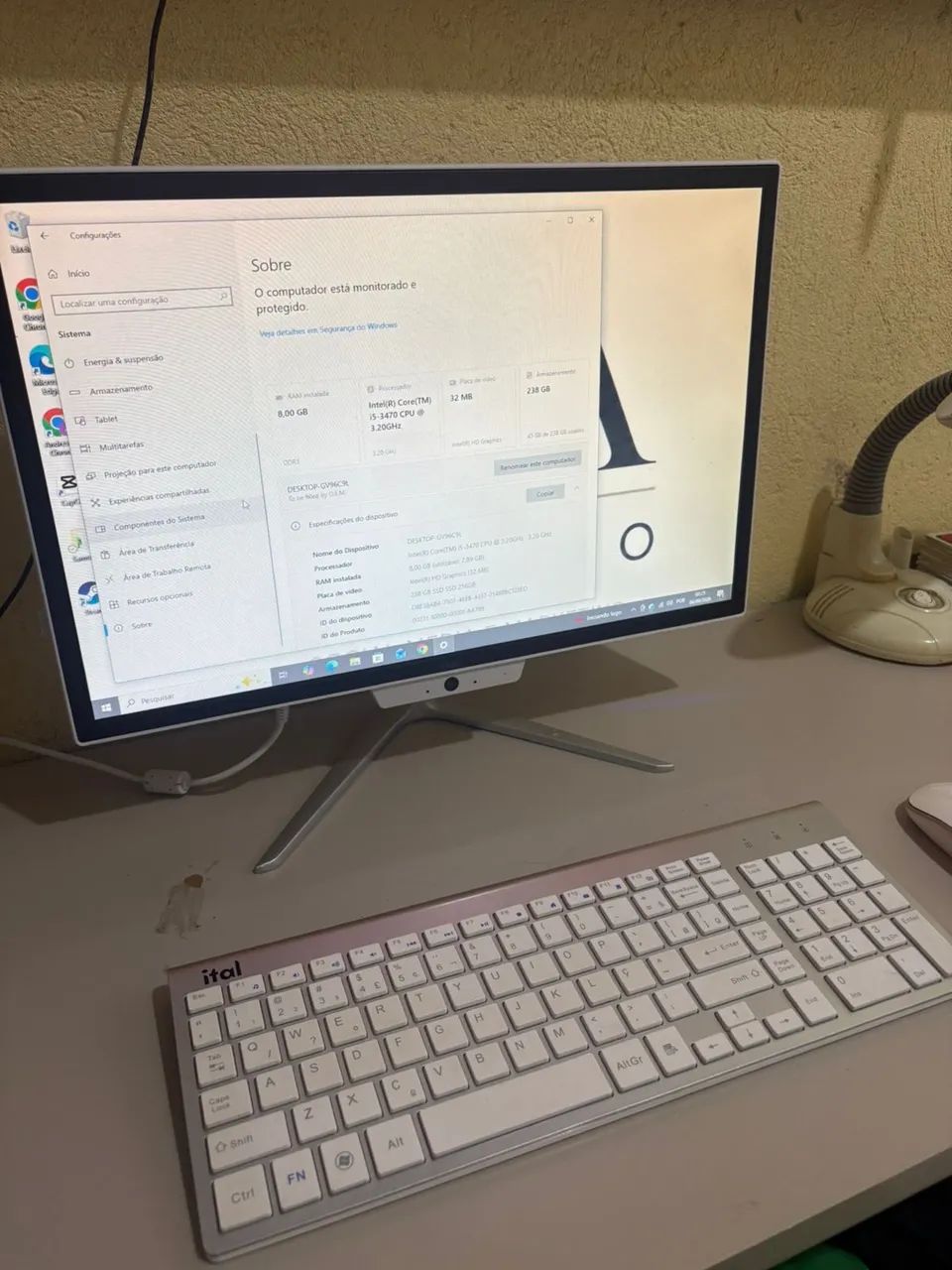 Vendendo notebook seminovo Intel Core 8,00Gb 32Mb 238 Gb
