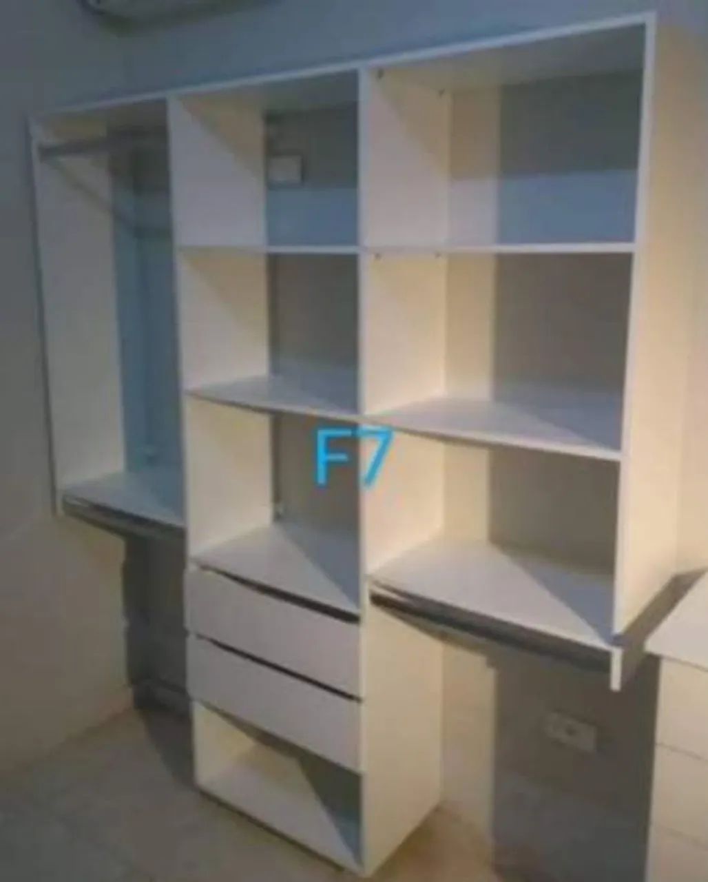 CLOSET SUSPENSO COM 2 GAVETAS MDF NOVO 