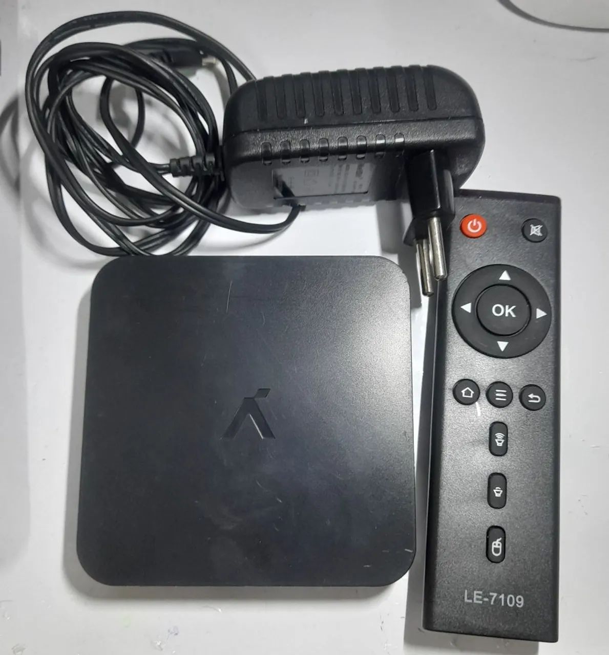 Tv box Aquário STV-3000 