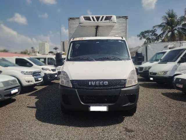 Iveco Daily Chassi 35s14 2P (e5) 2019 - Foto 3