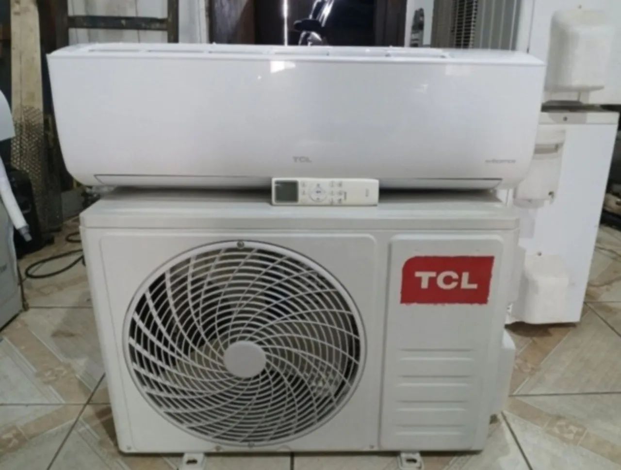 SPLIT 9000BTUS, INVERTER TCL.