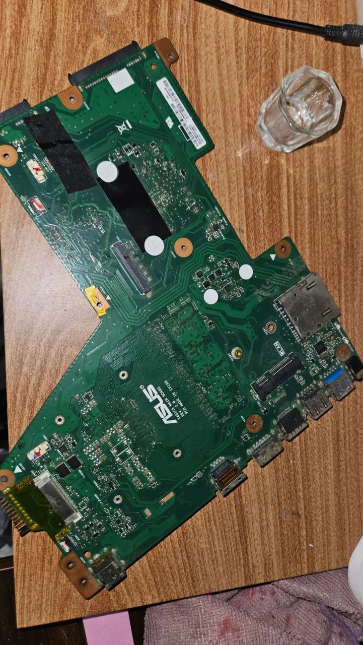 Placa mae Assus X451CA MAIN BOARD R i3EV. 2.0 - Foto 4