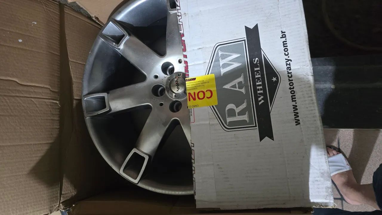Roda aro 18 novas para carro - Foto 4