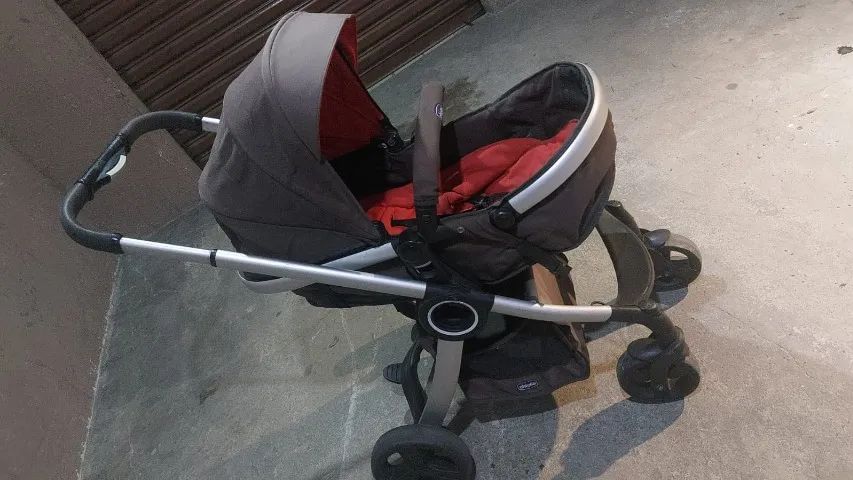 Carrinho de bebê Chicco - Foto 5