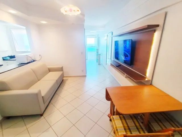 Frente Mar, Mobiliado e com 2 quartos - Foto 5