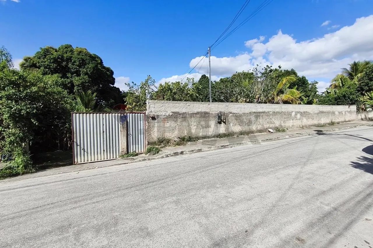 VENDO Terreno amplo de 2.952m² com duas casas! - Foto 4