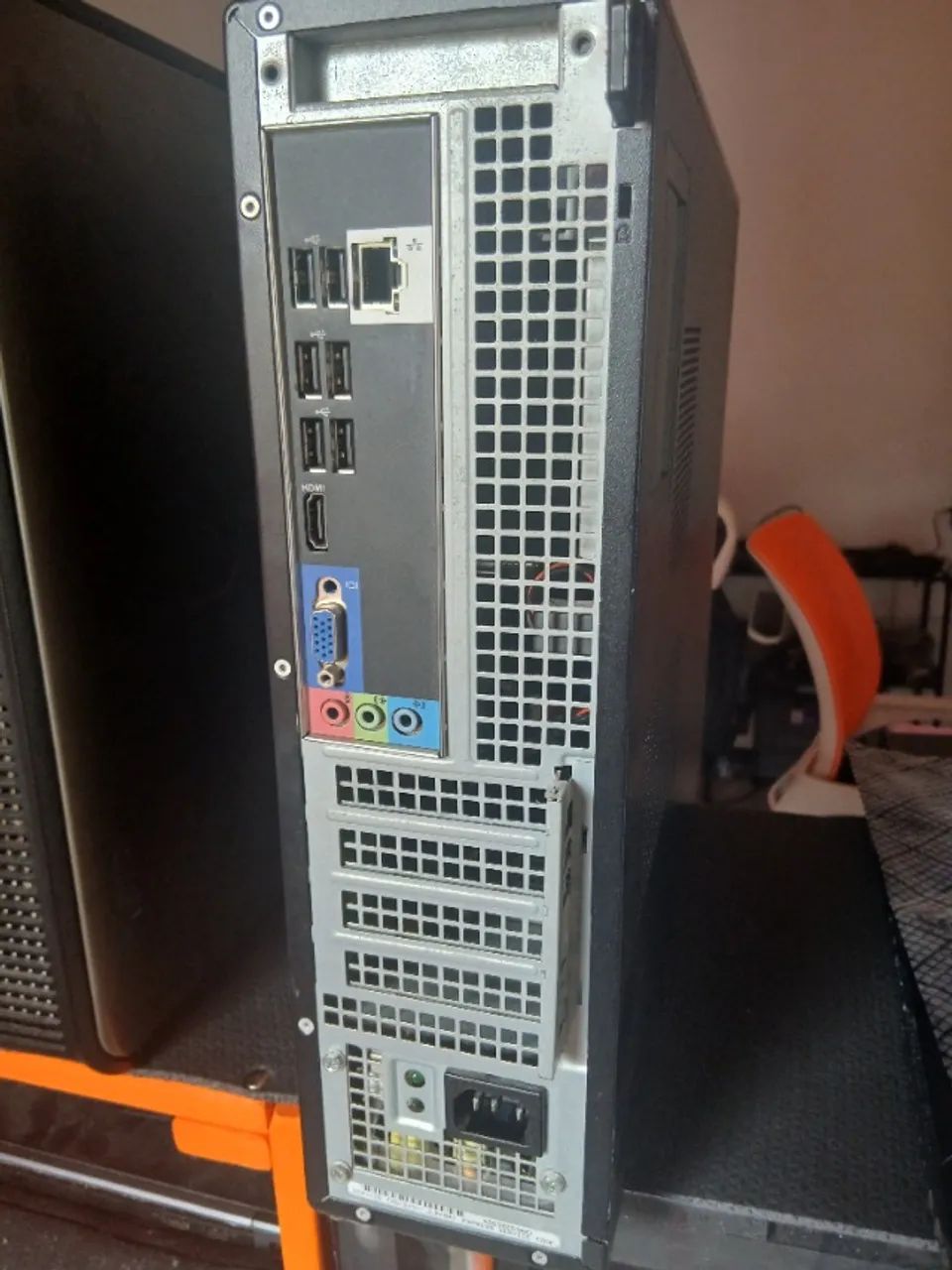 PC de mesa Desktop Dell i3 + SSD + Wi-Fi  - Foto 3