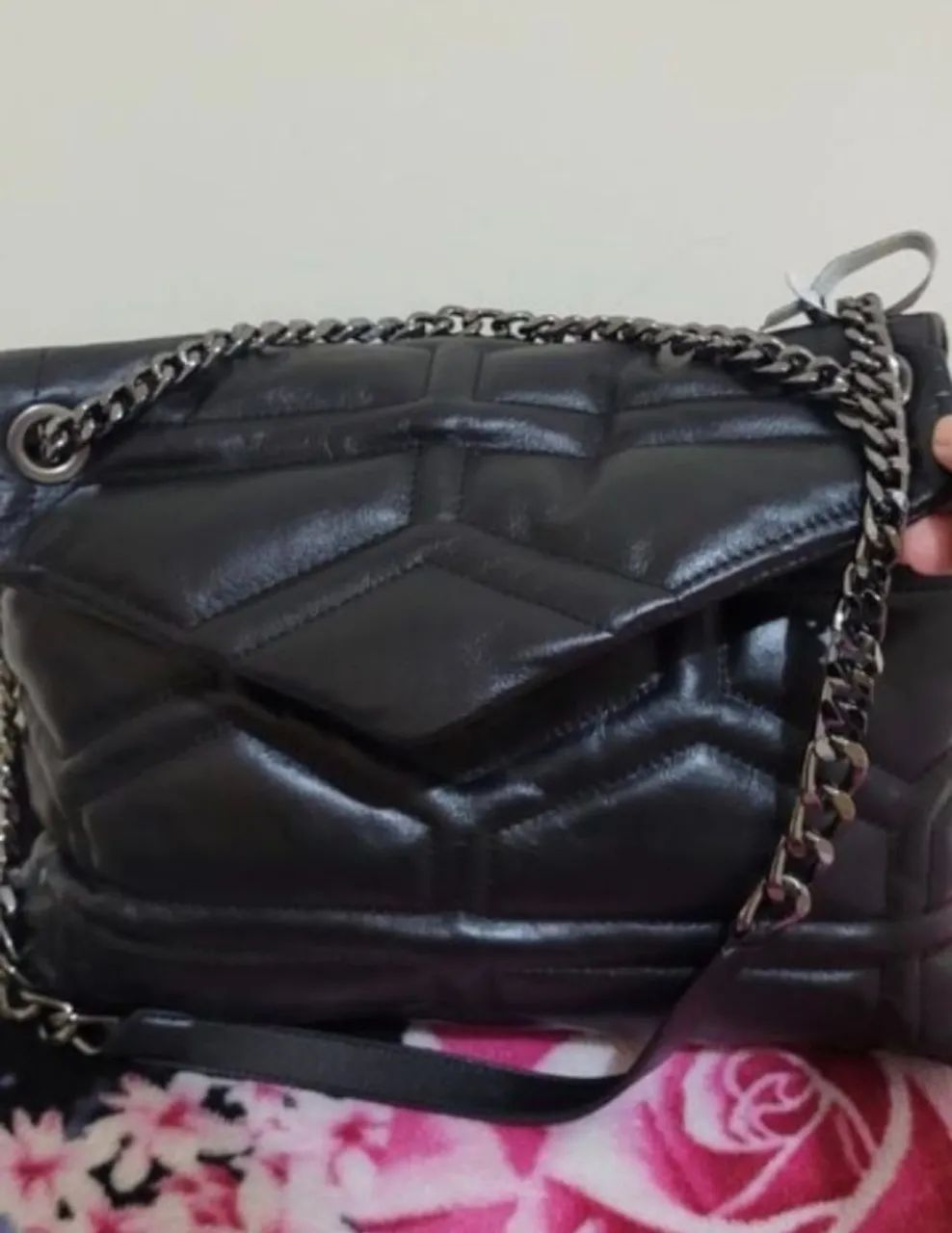Bolsa em couro e corrente Arezzo - Foto 2