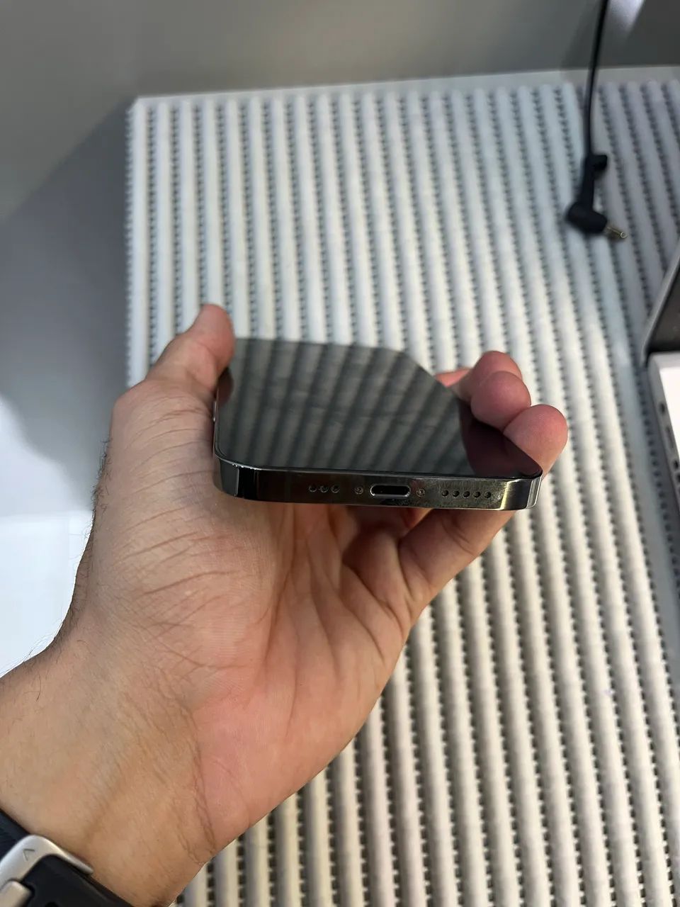 iPhone 12 Pro em estado de novo! - Foto 4