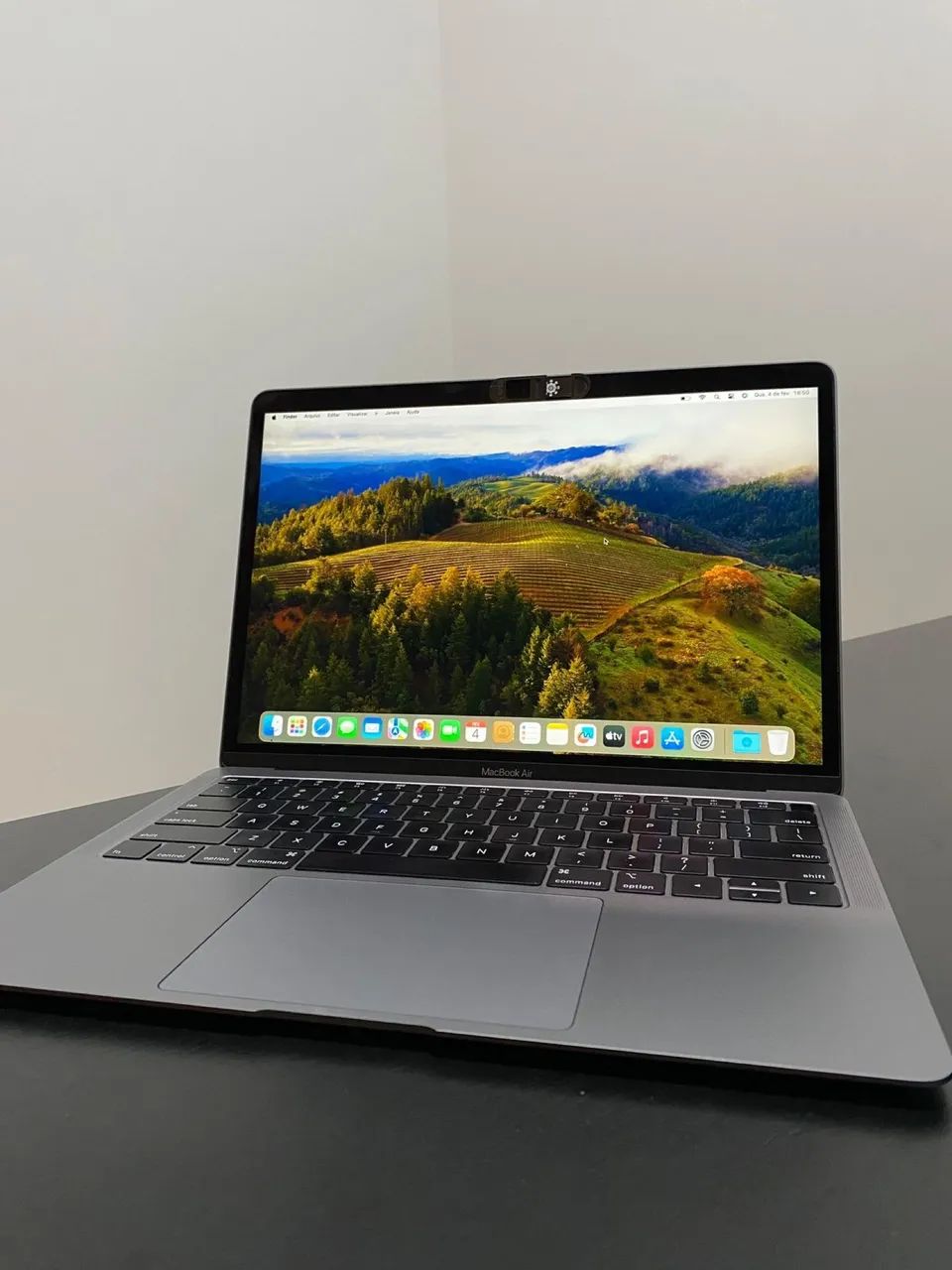 MacBook Air 2018 || 16GB RAM || 256 GB SSD. Seminovo em perfeitas