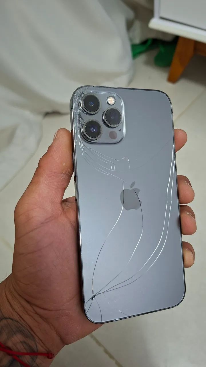 Troco iphone 12 pro Max  - Foto 2
