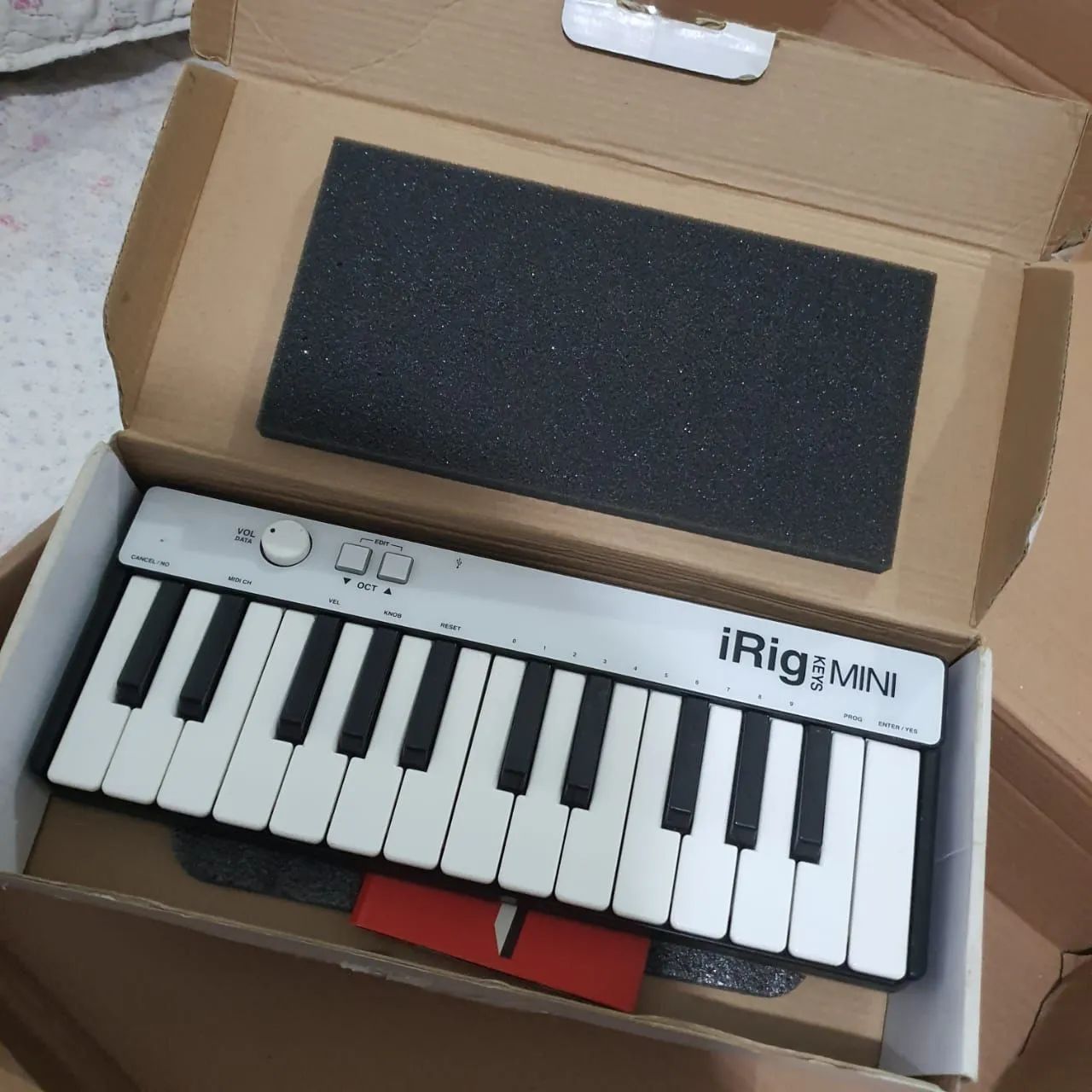 Teclado controlador midi iRig mini 