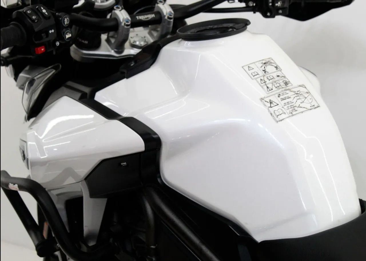 TRIUMPH TIGER EXPLORER XCX  - Foto 8