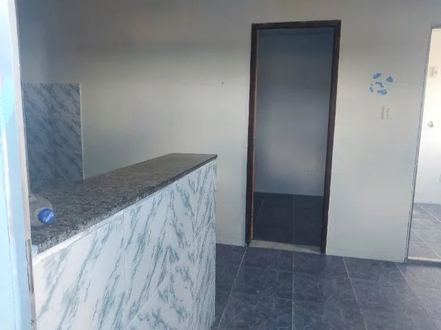 Alugo casa em Paripe.  Um quarto  - Foto 9