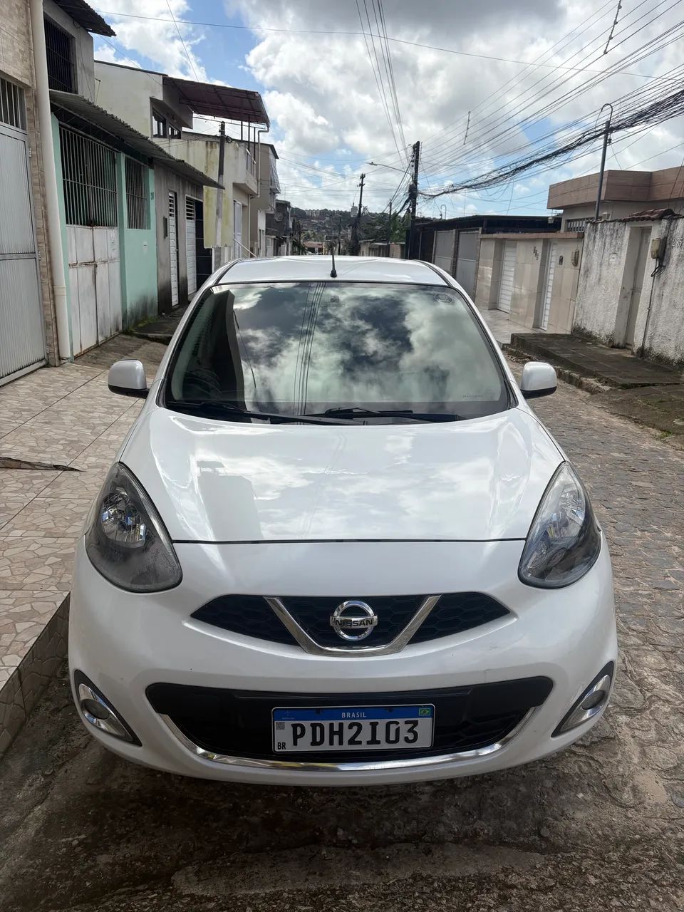 Nissan March 2015