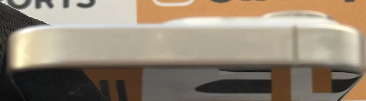 Iphone 15 Pro 128Gb Titanium Branco Seminovo - Foto 3