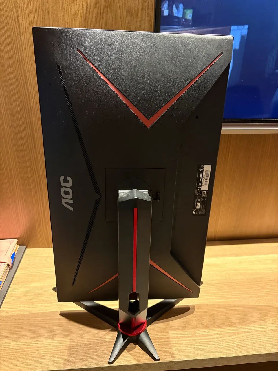 Monitor Gamer 27" Full HD AOC 144 Hz - Foto 2