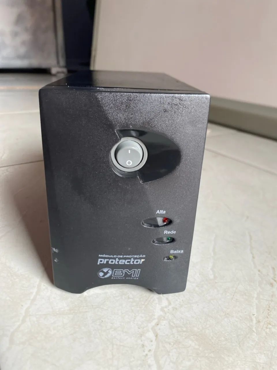 Vendo um módulo isolador BMI PROTECTOR