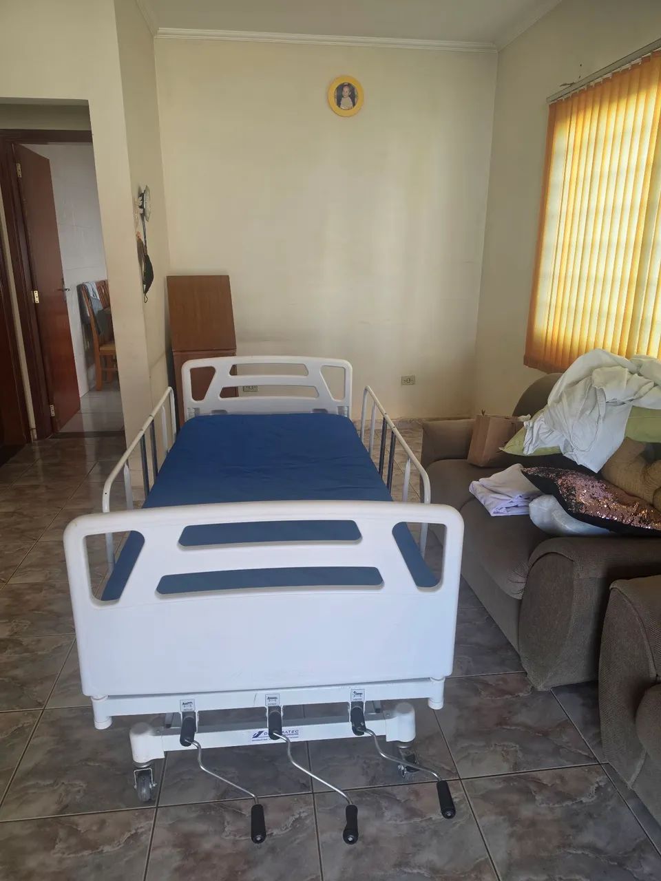 CAMA HOSPITALAR com colchão  - Foto 2