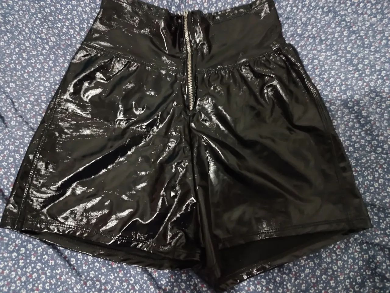 Short vinil alternativo/gótico  