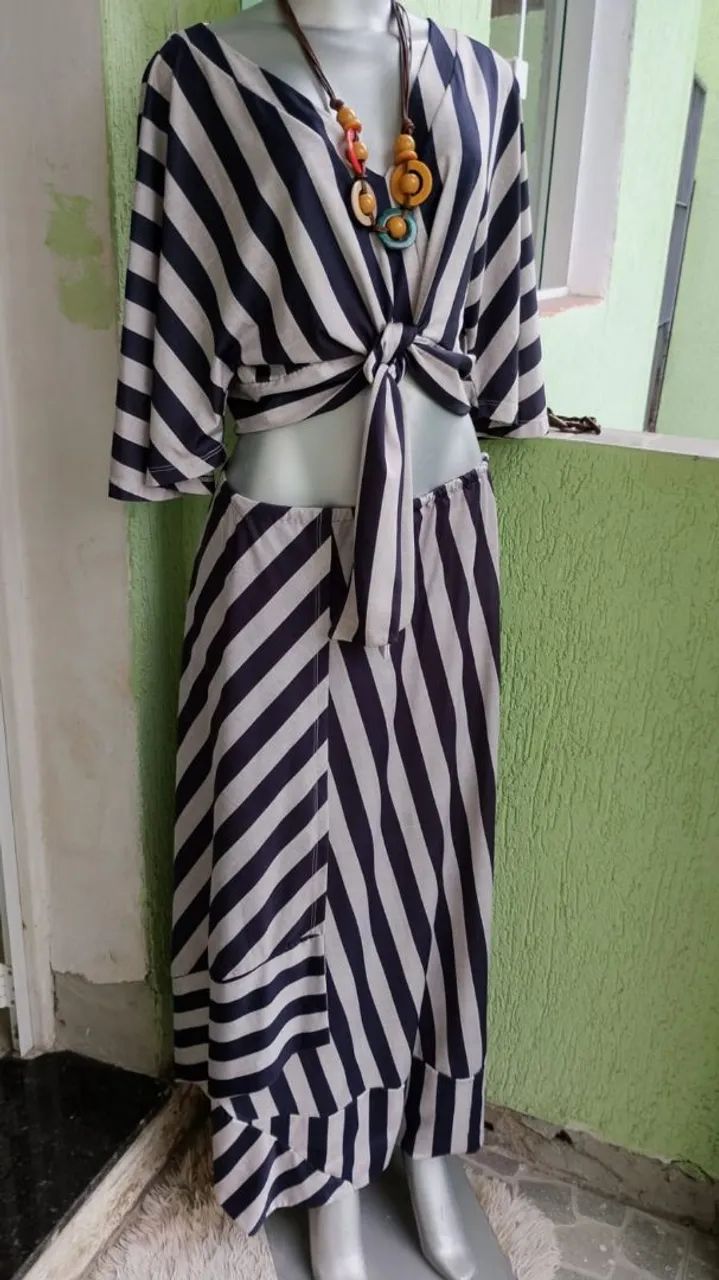 Conjunto M saia e blusa