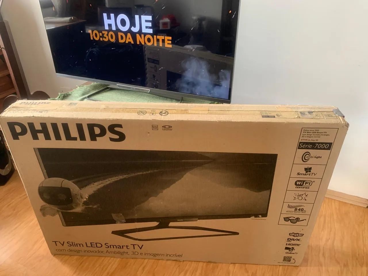 Smart tv led 47 polegadas Phillips (107 x 63 cm)