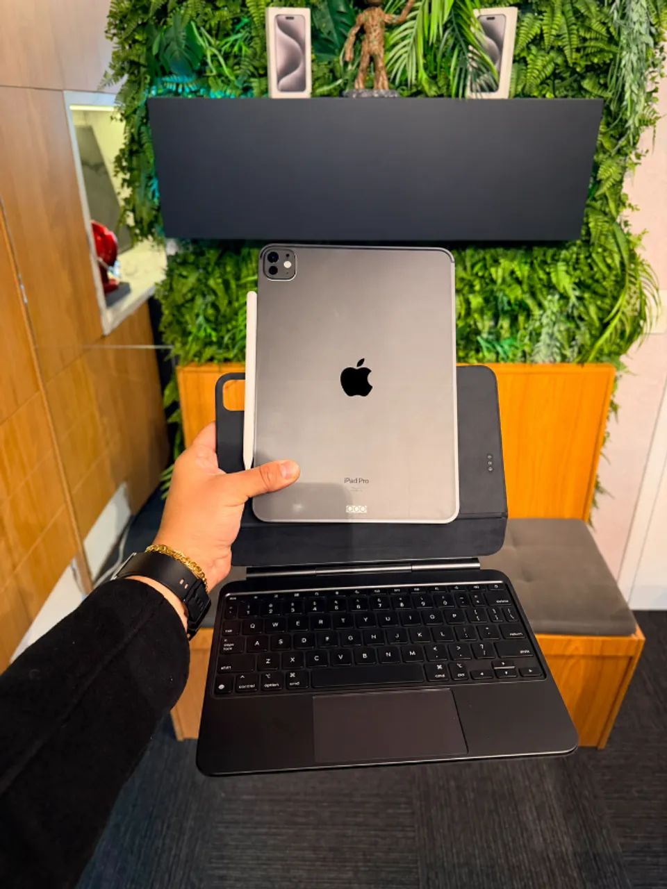 Ipad 11 M4 Pro + Magic Key Board + Apple pencil 2 Pro - Foto 3