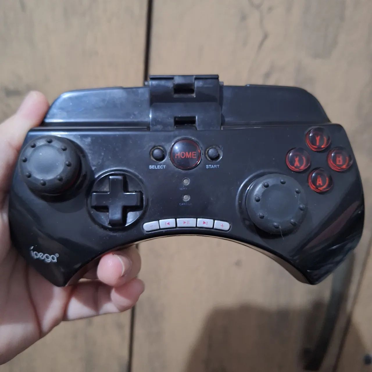 Controle Bluetooth e USB Ipega