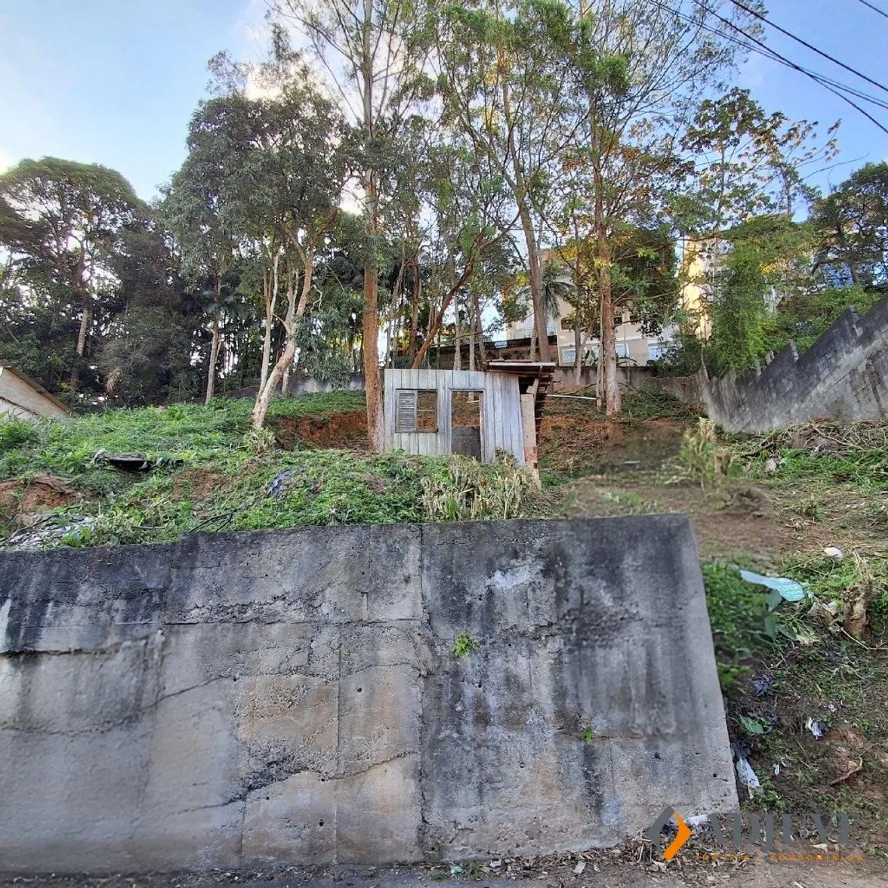 TERRENO NA MOSELA