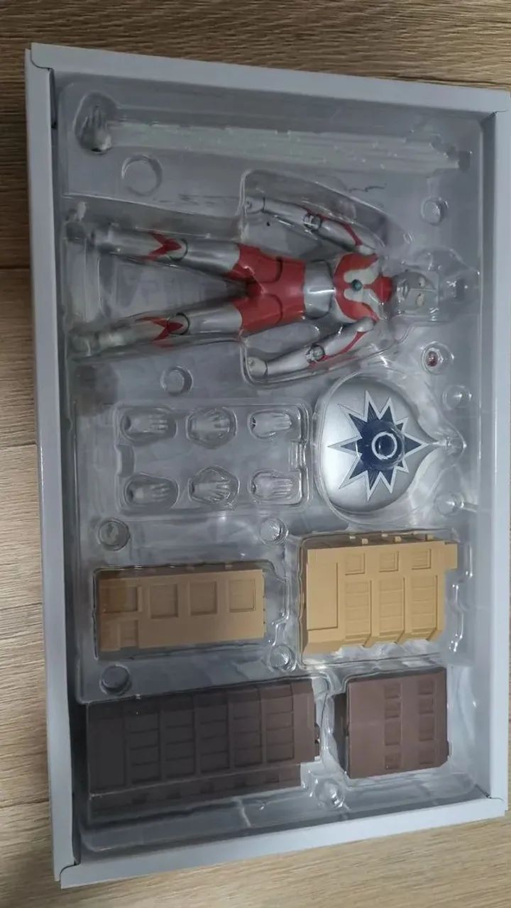 SH Figuarts Ultraman FB - Foto 2